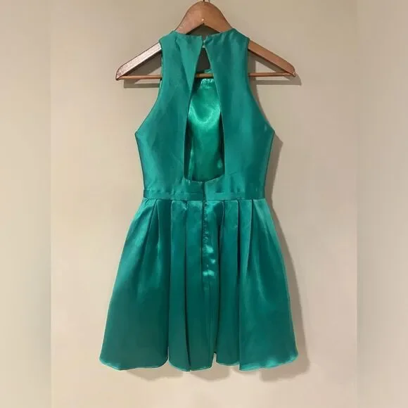 JVN By JOVANI Mini Party Dress Satin Green Size 2 - Picture 4 of 6